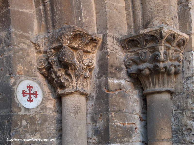 CAPITELES DEL LADO NORTE